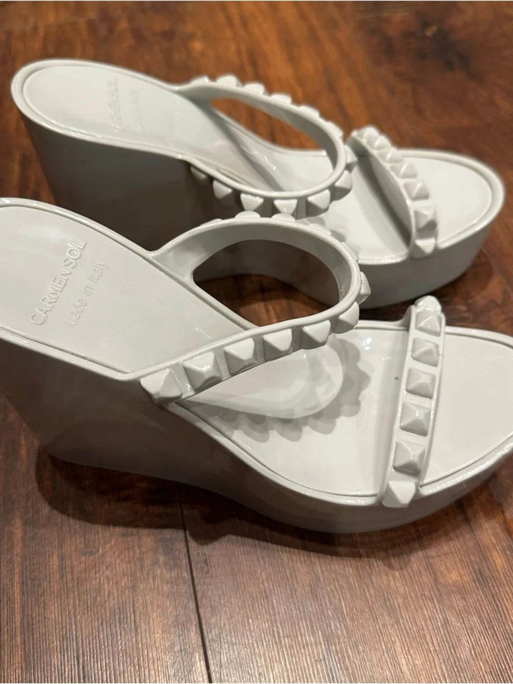 Carmen Sol Tonino Sandles Womens Size 7 Mid Wedge Rubber Jelly Gray Italy EU 37